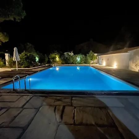 Azero Skiathos Villa